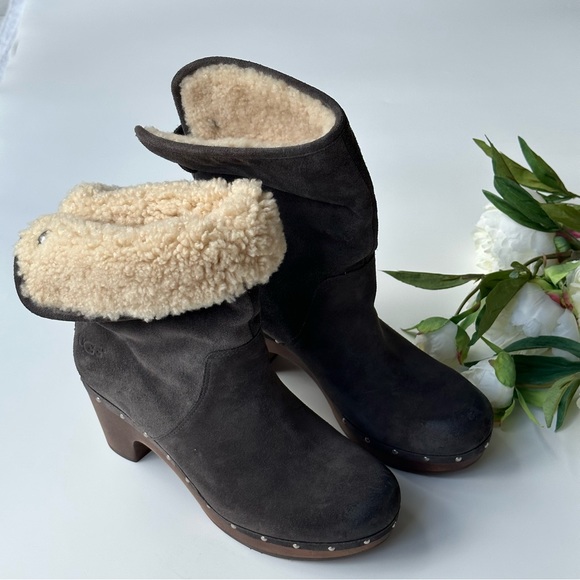 UGG Shoes - UGG Australia Burnished Suede Lynnea Boots